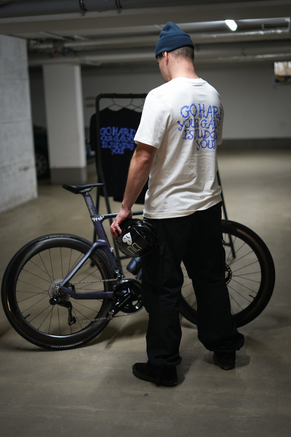 Go Hard! Lifestyle Shirt Offwhite – Backprint „Go Hard – Your Garmin is judging you“ – Bild 6